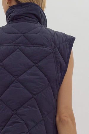 ENTRO INC Women's Top Quilted Scallop Vest || David's Clothing