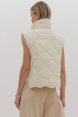 ENTRO INC Women's Top Quilted Scallop Vest || David's Clothing