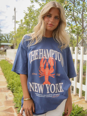 FRIDAY AND SATUR Women's Tee Friday + Saturday Hamptons Lobster Tee || David's Clothing