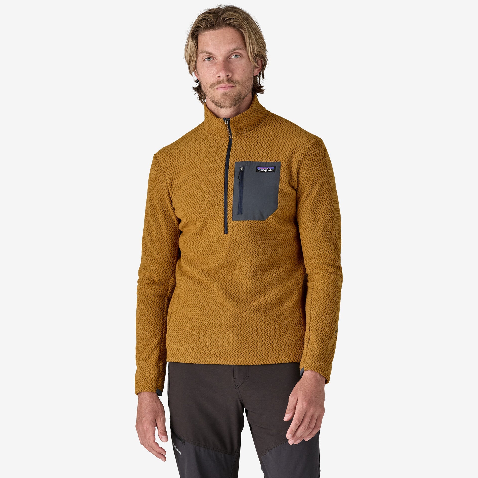 PATAGONIA Men's Pullover Patagonia Men's R1 Air Zip-Neck || David's Clothing