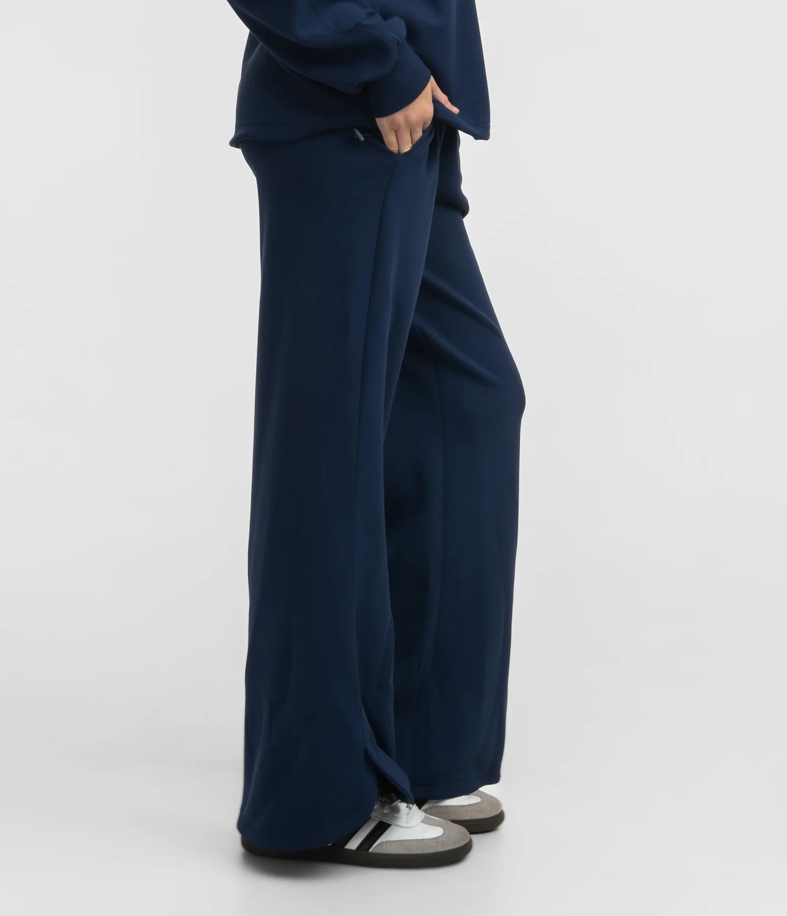 SOUTHERN SHIRT CO. Women's Pants CLASSIC NAVY / XS Southern Shirt AstroKnit Performance Pants - Espresso || David's Clothing 2P011-1196