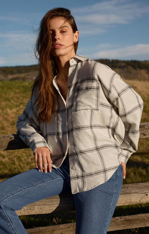 Z SUPPLY Women's Top Z Supply River Plaid Button Up || David's Clothing